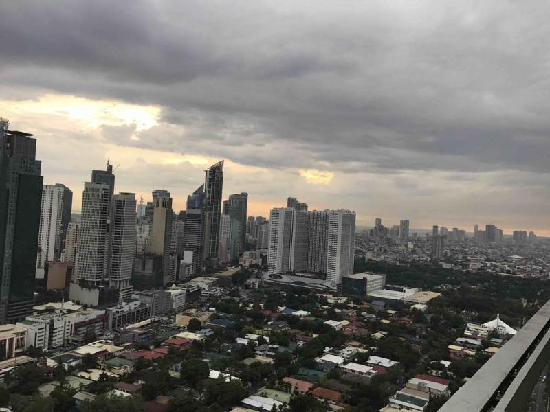 Vista Hotel Cubao Quezon City Exterior foto